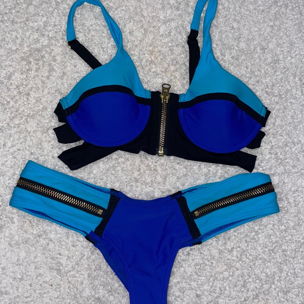 Beach bunny bikini